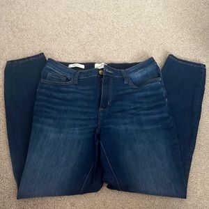 Size 10 universal thread skinny jeans